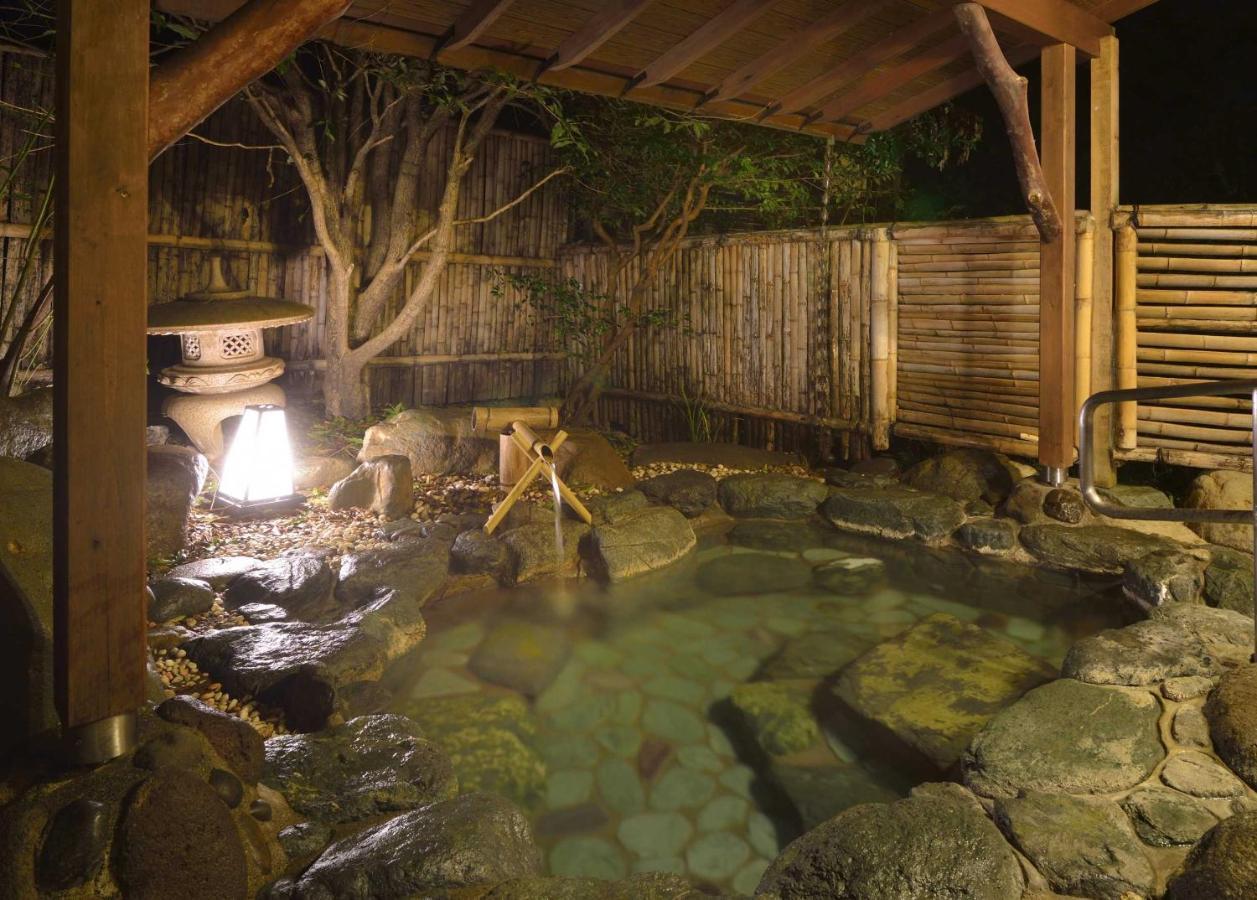 Tatsuta Ryokan Идзу Экстерьер фото