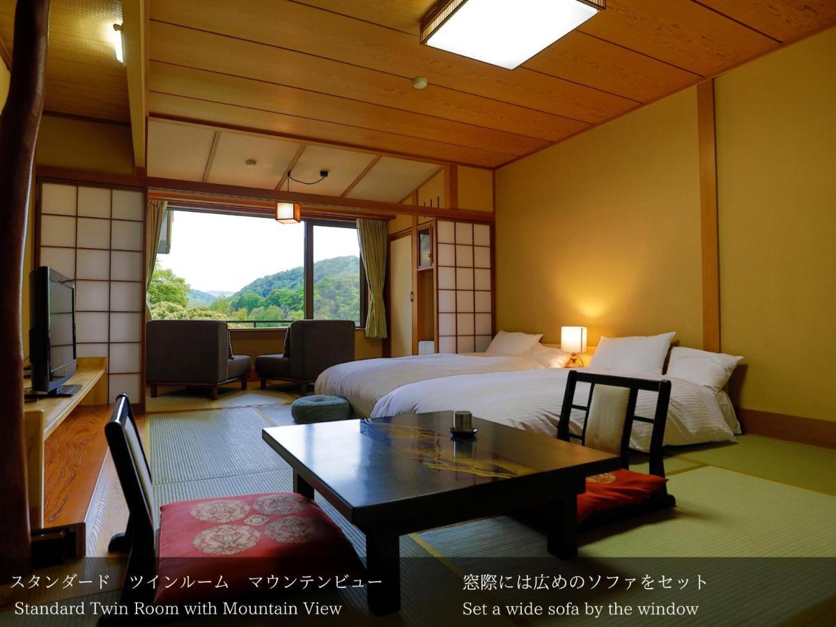 Tatsuta Ryokan Идзу Экстерьер фото